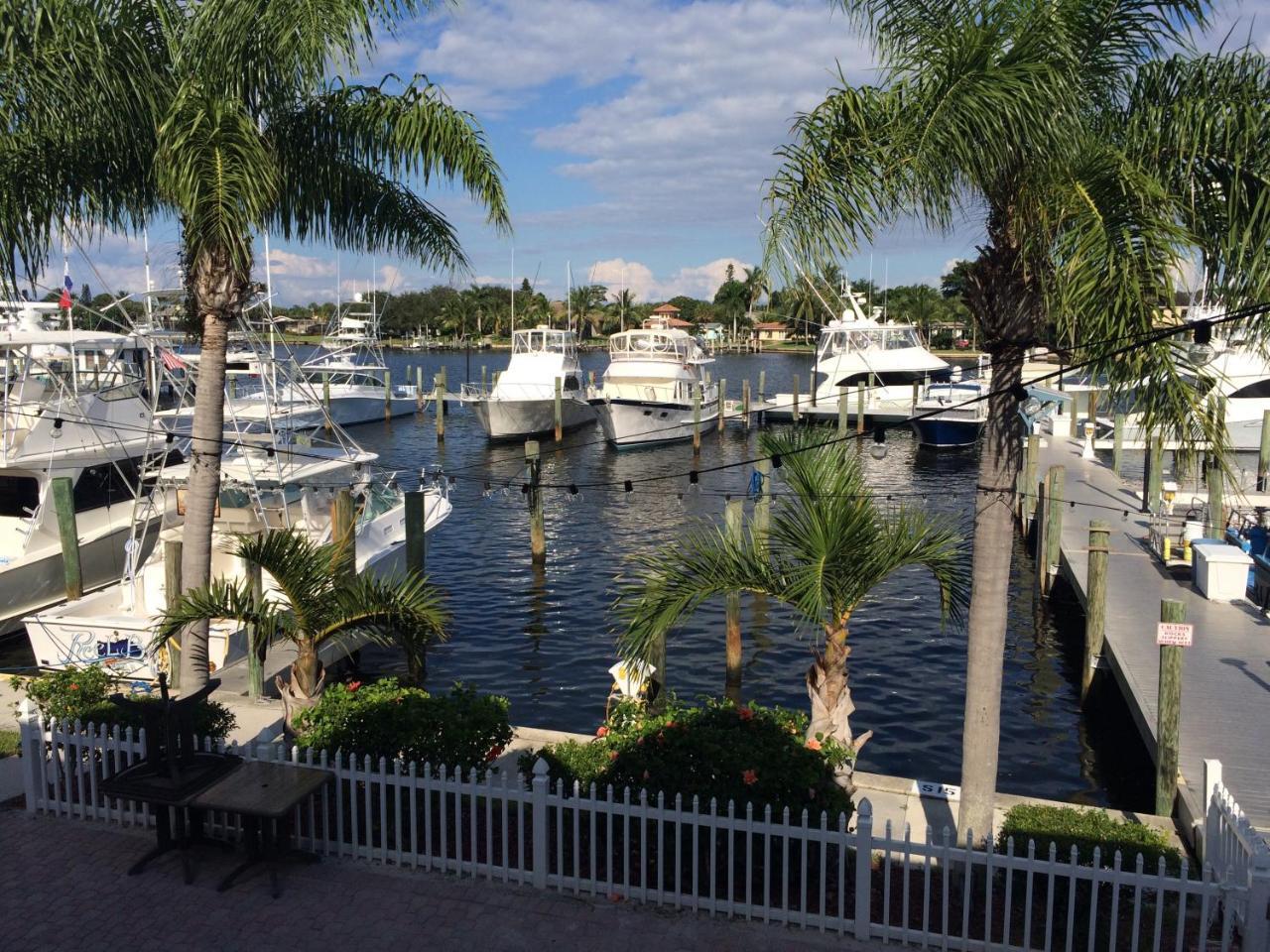 Pirate'S Cove Resort And Marina - Stuart Luaran gambar