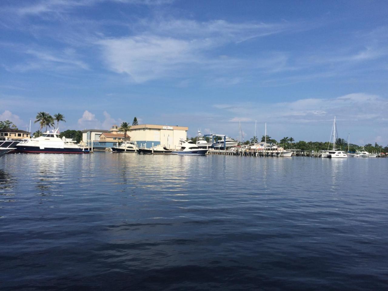 Pirate'S Cove Resort And Marina - Stuart Luaran gambar