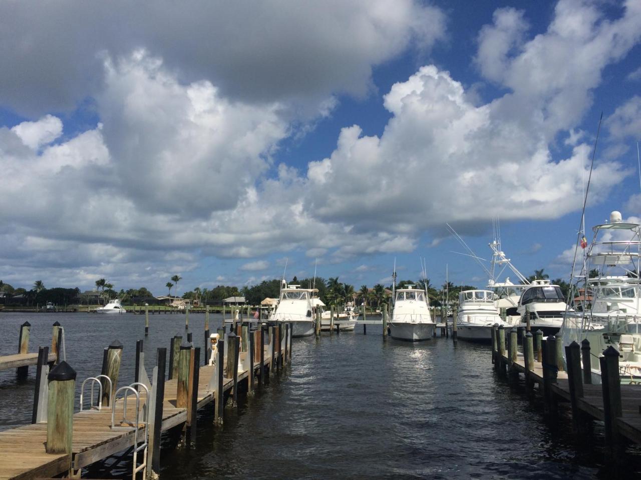 Pirate'S Cove Resort And Marina - Stuart Luaran gambar