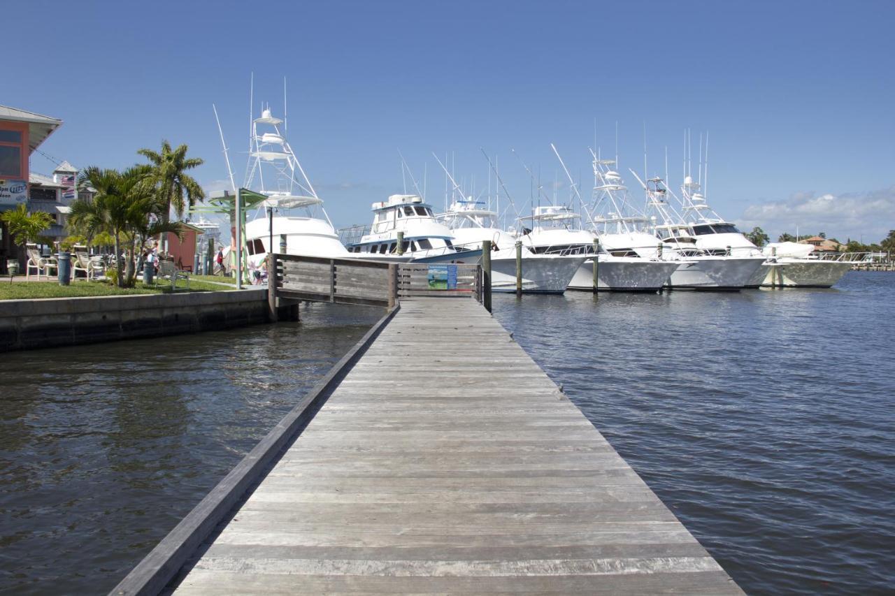 Pirate'S Cove Resort And Marina - Stuart Luaran gambar